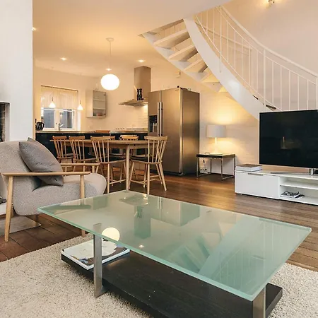 Apartman 6 Person In *